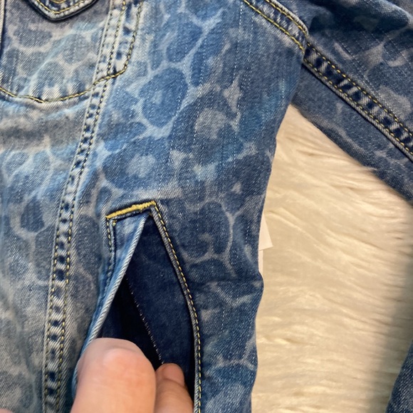 LULAROE Jeans Jacket size XS brand new with tags length 20” bust 30” - Picture 9 of 12